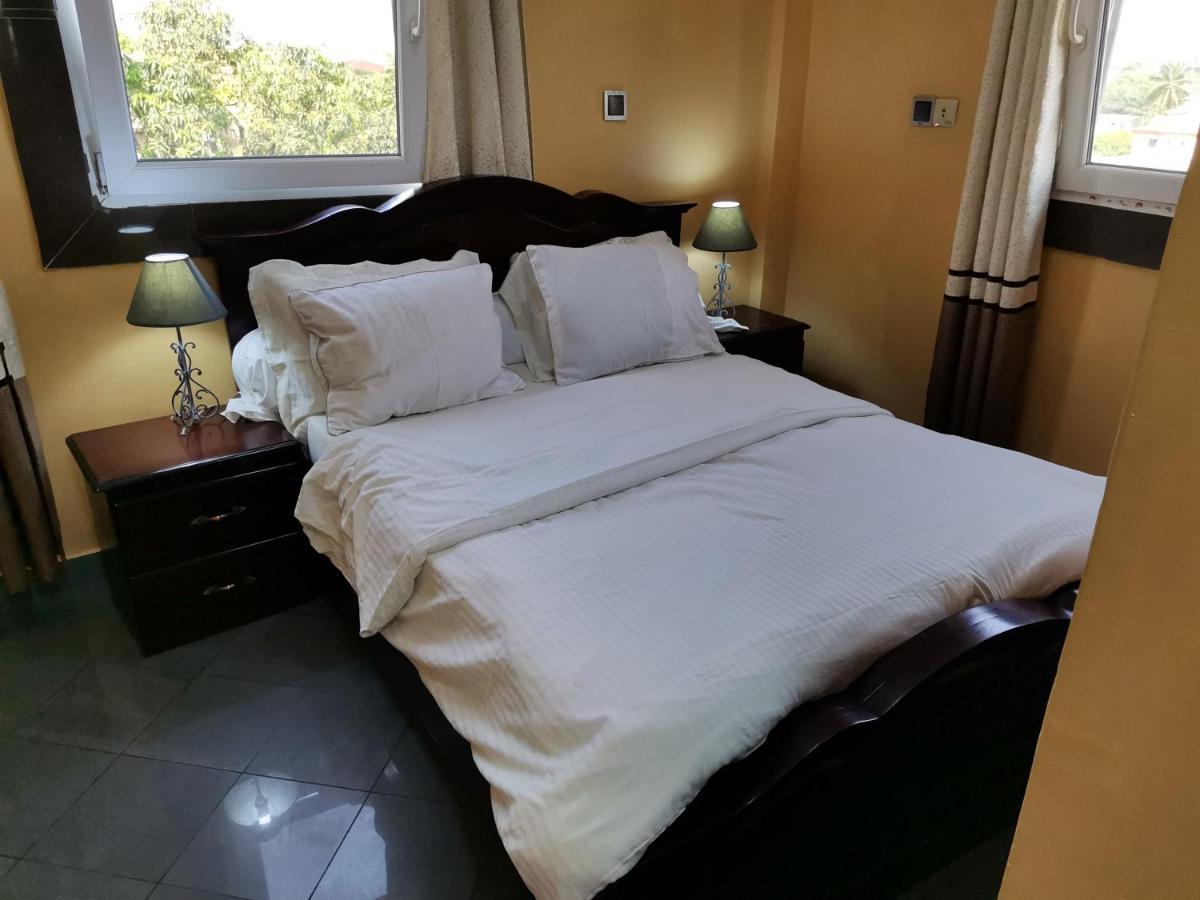 Residence Hoteliere Mb-202 C Douala Exterior photo