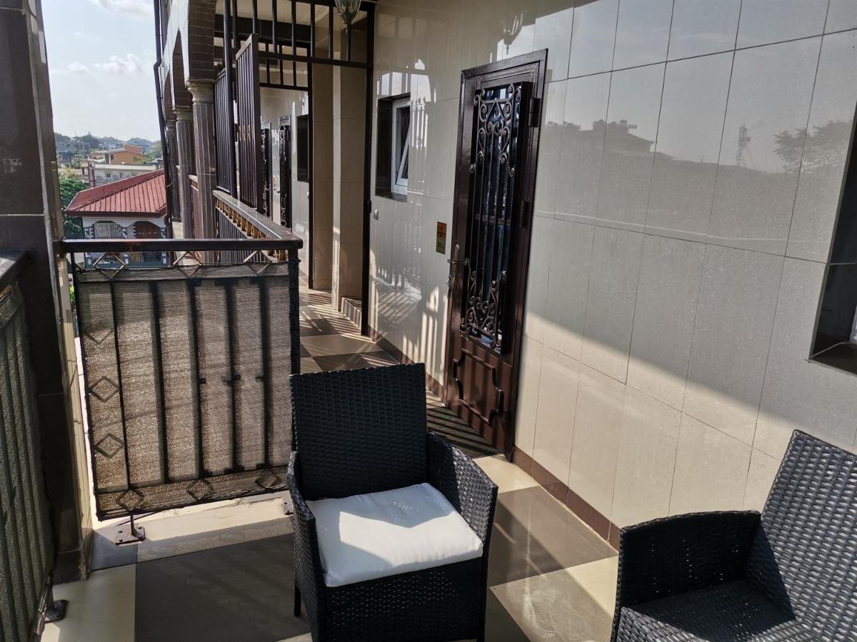Residence Hoteliere Mb-202 C Douala Exterior photo