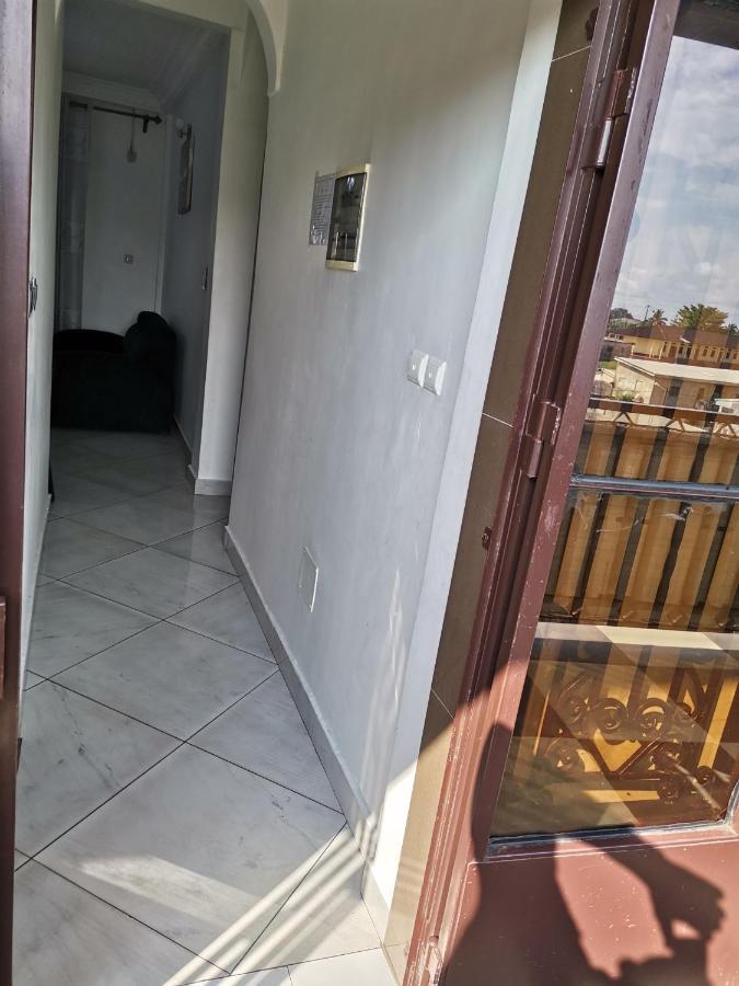 Residence Hoteliere Mb-202 C Douala Exterior photo