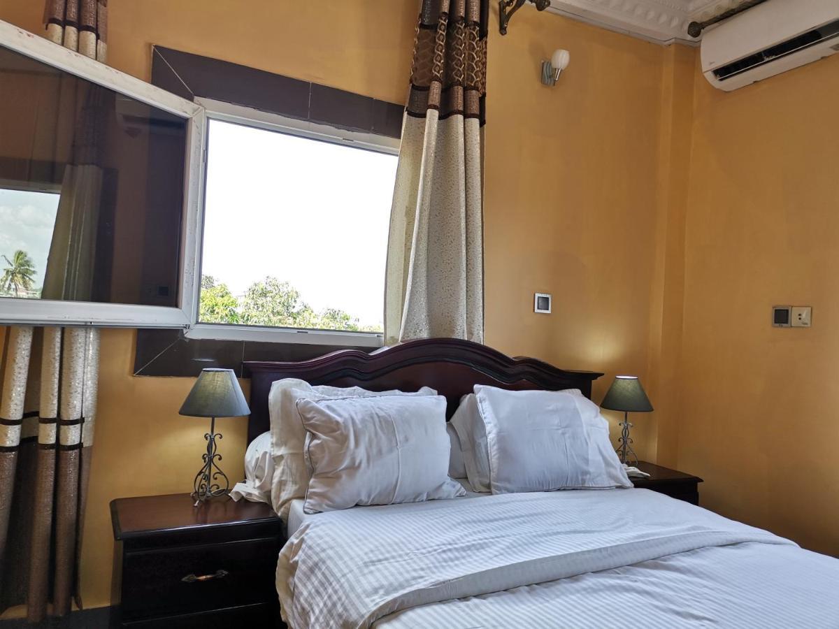 Residence Hoteliere Mb-202 C Douala Exterior photo