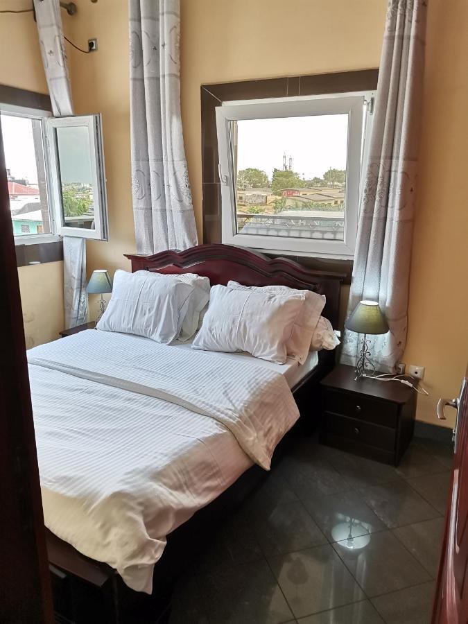 Residence Hoteliere Mb-202 C Douala Exterior photo