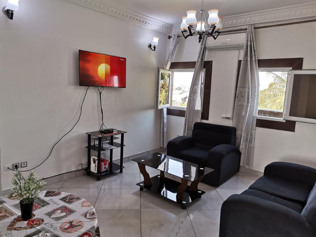 Residence Hoteliere Mb-202 C Douala Exterior photo